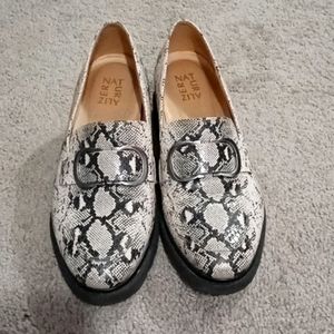 Naturalizer Women's Size 8 1/2 Loafers